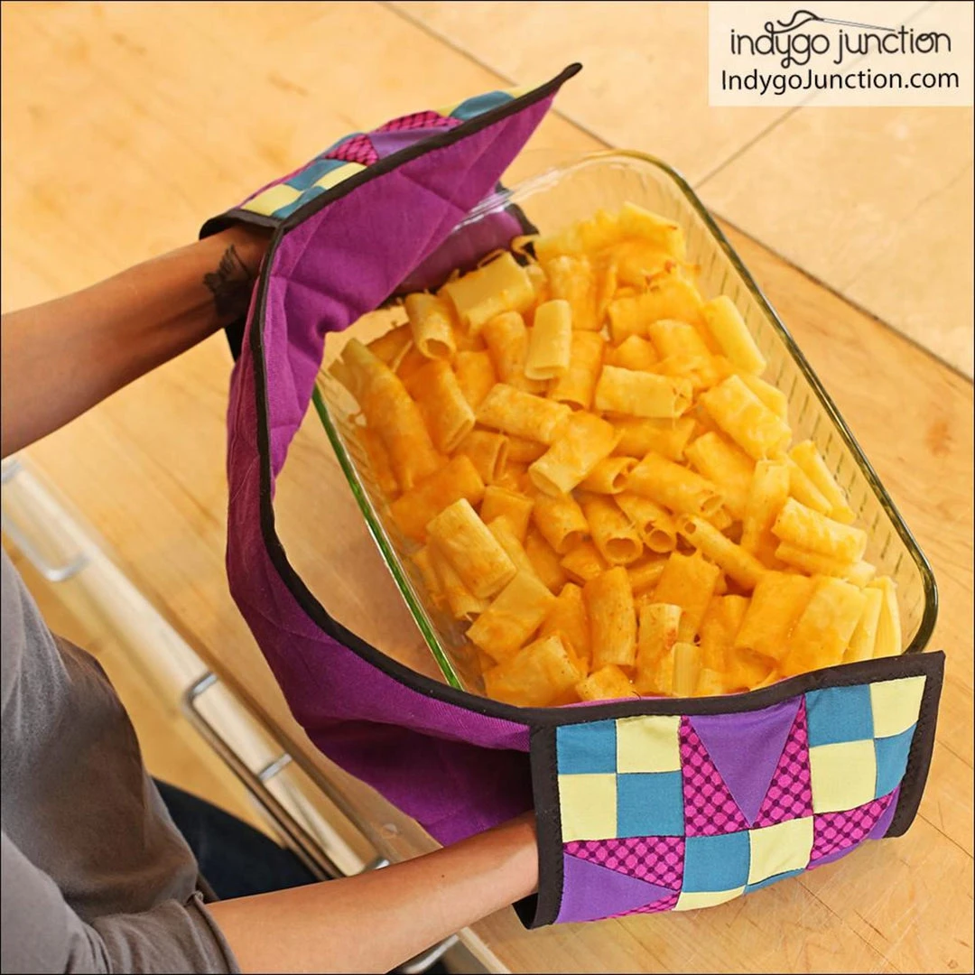 Indygo Junction The Quilted Kitchen Potholder Pattern, PDF Download 5 Indygo Junction The Quilted Kitchen Potholder Pattern, PDF Download