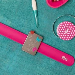 Prym Magnetic Wrist Pin Cushion Pins & Accessories