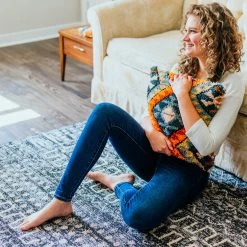 LoRan Yarn Accessories Latch-Stitch Pillow Kit, 16